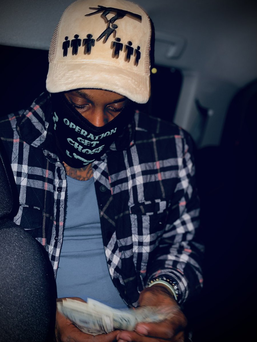 Ogcbrand's tweet photo. 3 DA HARD WAY🌹🌹🌹 #operationgetchose 

FEW HATS LEFT SKIS DONE DADA❌SHOP NOW‼️ https://t.co/74ezgNDoFv