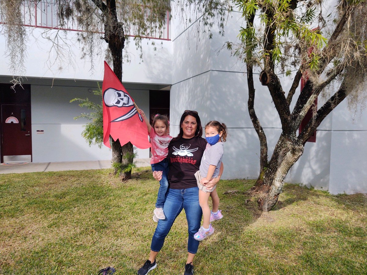 Cypress Creek Elementary School (@cypresscreekes) on Twitter photo Cypress Creek Elementary preschoolers love our bucs. <a href="/BucsFoundation/">Tampa Bay Buccaneers Foundation</a> #RaiseTheFlags Cypress Creek Elementary preschoolers love our bucs. <a href="/BucsFoundation/">Tampa Bay Buccaneers Foundation</a> #RaiseTheFlags
