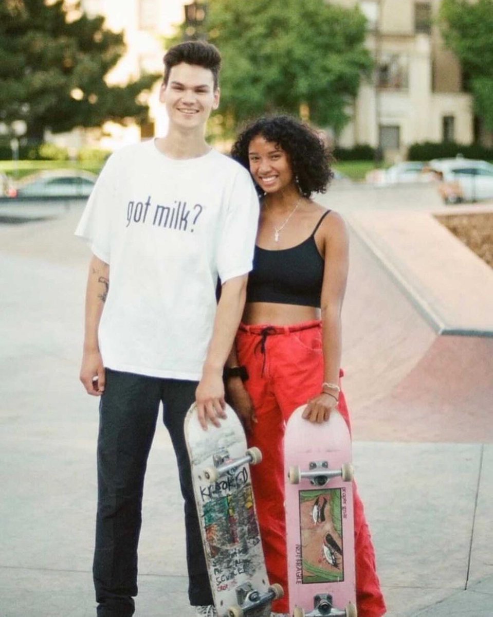 Proper Gnar tweet media