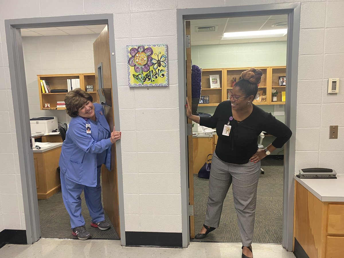 Danielle Tinker tweet media