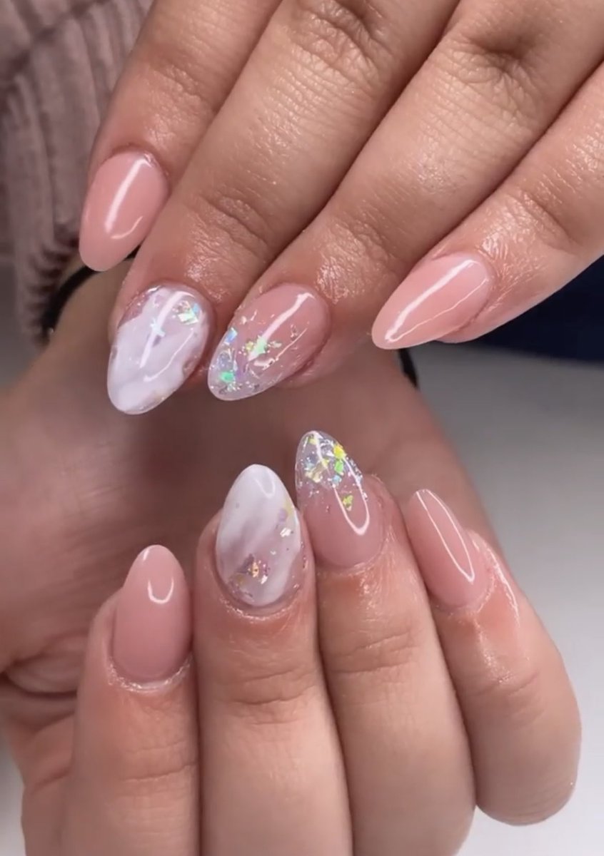 NailsNoved's tweet photo. Hey Twitter, I’m a licensed nail tech located in Sanford , FL ! Tap that 💜 to show love &amp; follow for more!! 😘 https://t.co/nECF6KbPKe https://t.co/WcnBsQMcNi