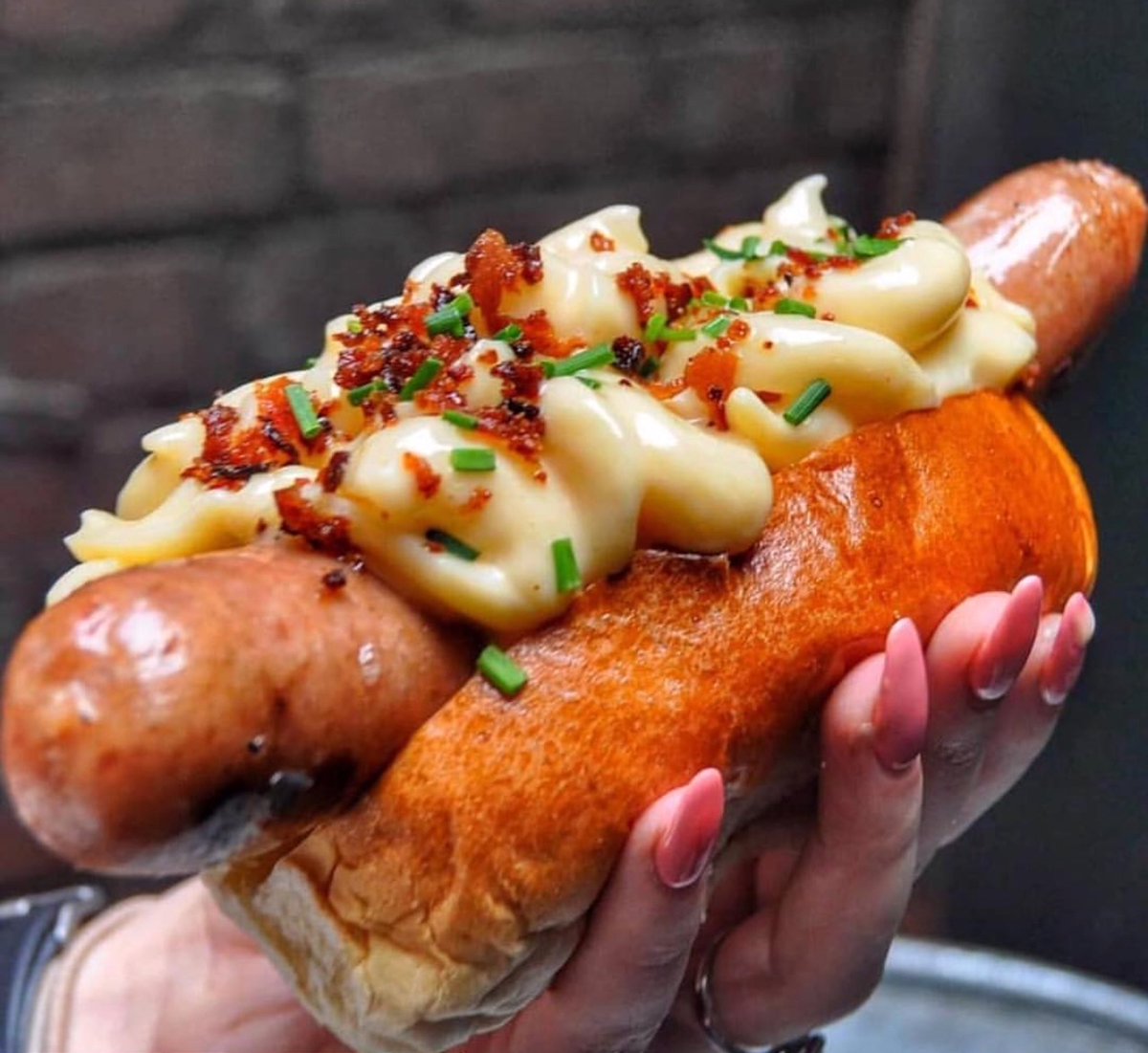 🌭 Mmmmmmmmmmmmm SNAGS! 🌭
We have been away far too long and we feel its time we made a comeback! Kicking off with events for our 5 year birthday!
Who's ready to party? #Leicester #Harborough
📸 <a href="/ThePattyMaster/">Patty Master</a>