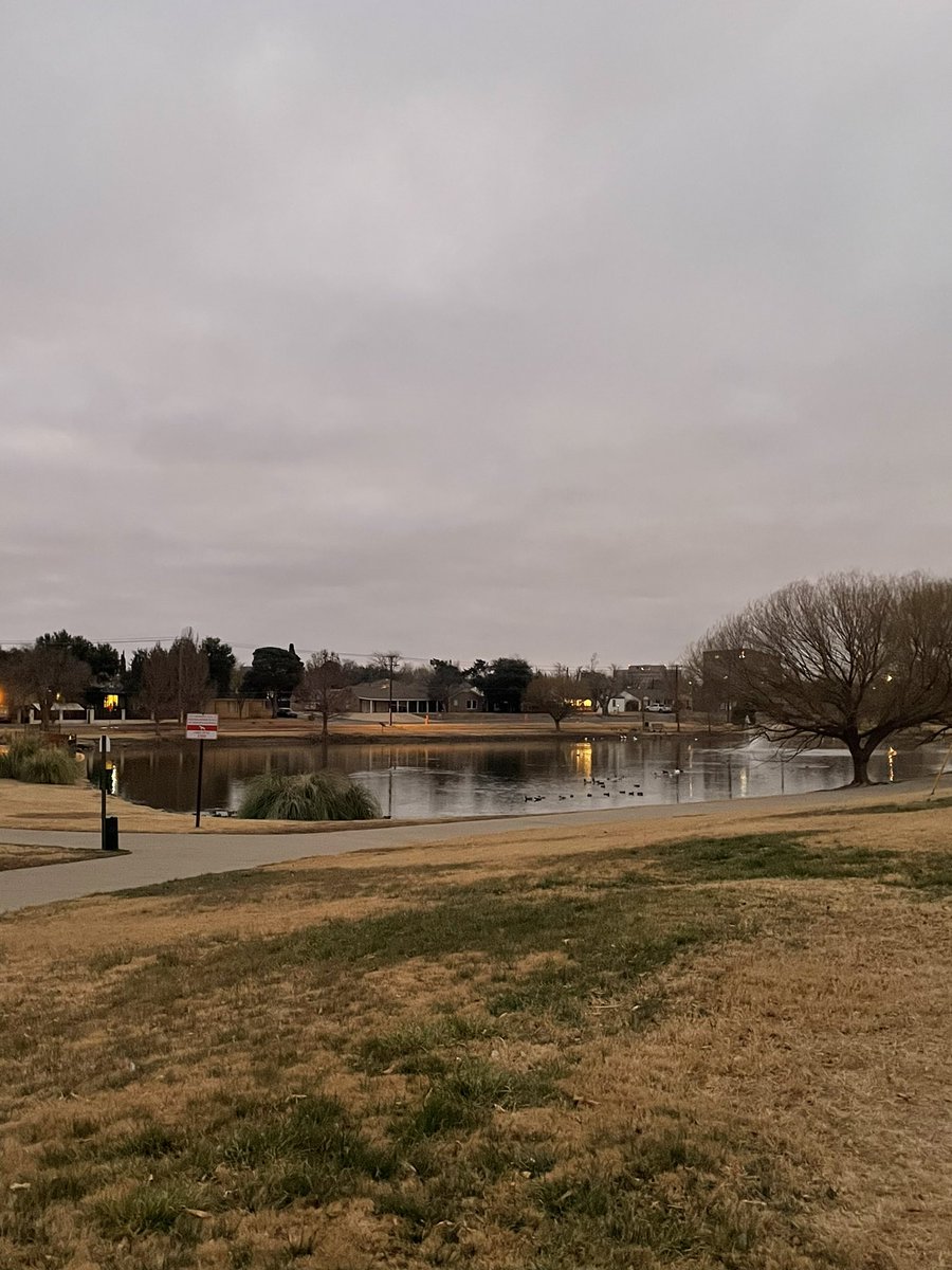 maestraortez's tweet photo. Ran my #Virtual3MHalfMarathon this morning! Couldn’t run in Austin 😩 but got it done!!! #RunToHonor https://t.co/yy1czvH9nM