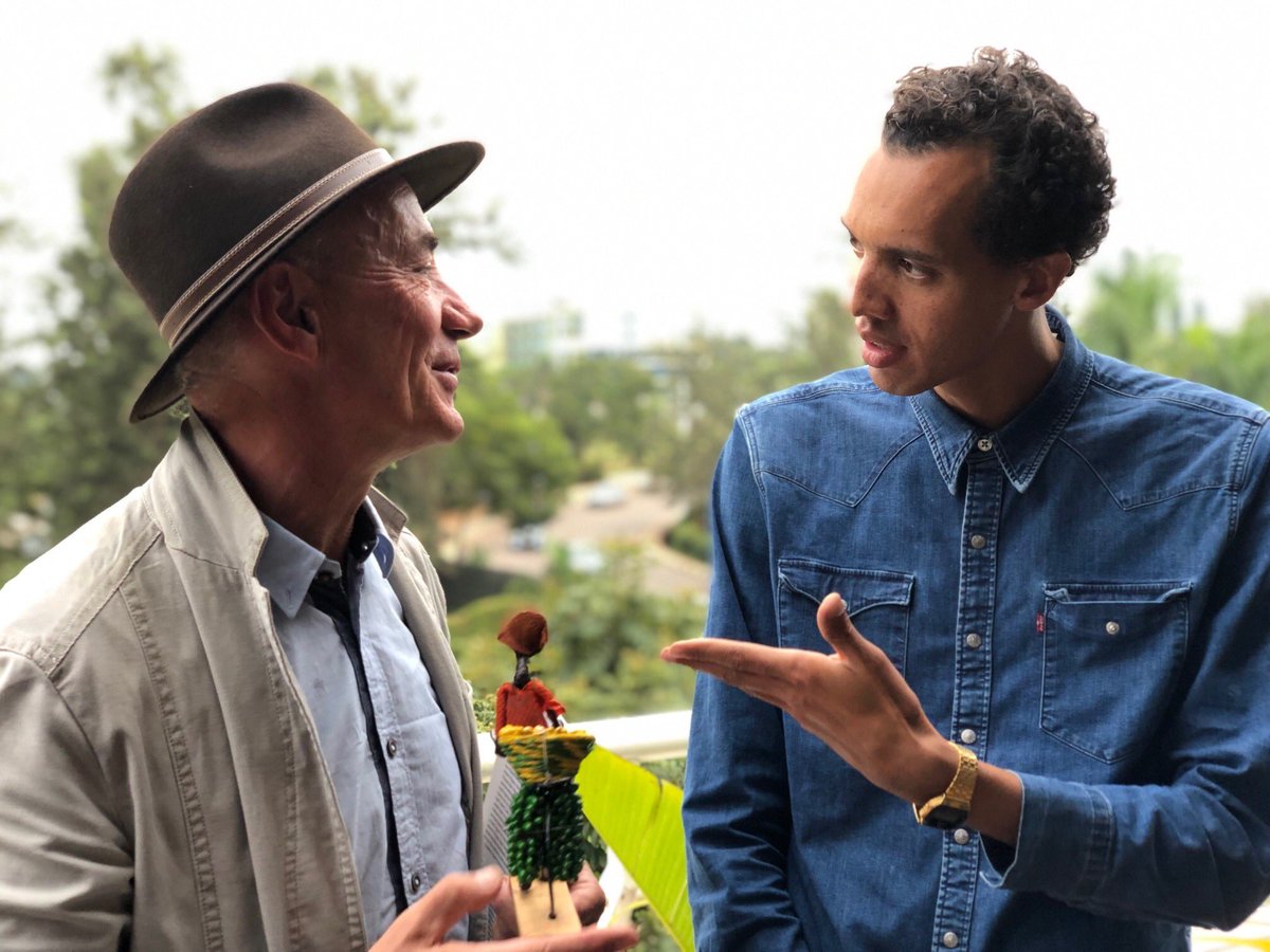 AdrienJoveneau's tweet photo. Cap sur les volcans du #Rwanda avec l’instit-cuisinier Gregory Léonet & le #standupper #InnoJP #humour #poesie #humanité #petitpays Un #voyage radiophonique avec les musiques de @Jali_Officiel @Stromae & @GaelFaye sur @lapremiere @RTBF & en #podcast via https://t.co/02cBSA6bvK https://t.co/zmW59miYC9