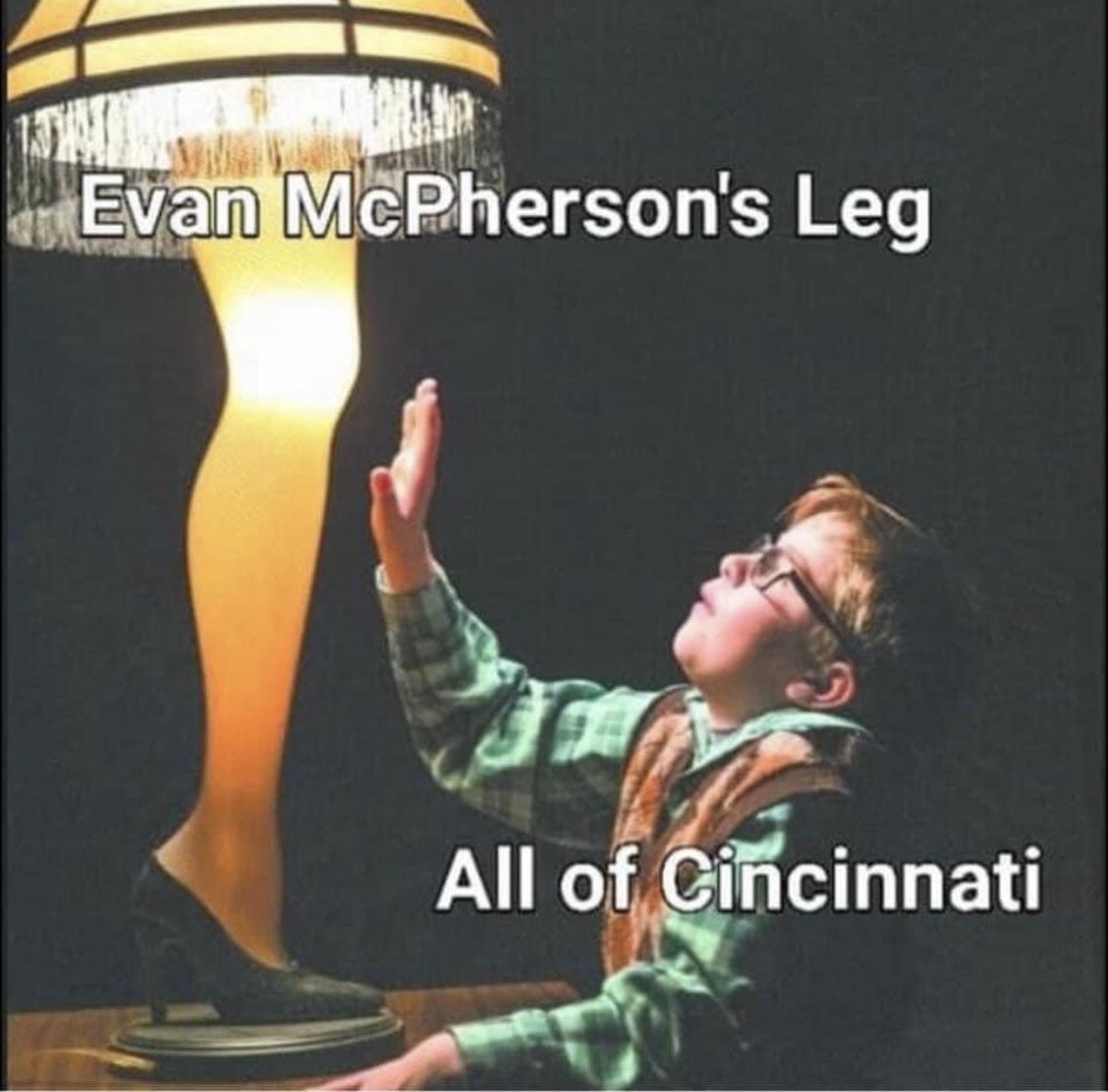 CincyMeme's tweet photo. 😂😂 https://t.co/KjGuJhTAM1