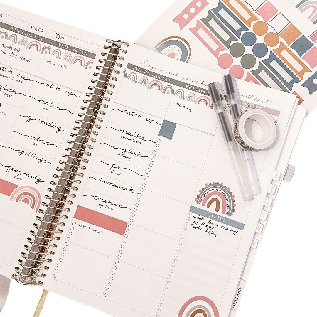 TPositiveTC's tweet photo. Check out our #HappyPlaceForTeachers over on Facebook. A safe space for teachers to share planner ideas and inspiration: https://t.co/oqTa5rZqOt #HappyPlaceForTeachers #PlannerUK #TPTCPlannerInspo https://t.co/AJtK27XjZN