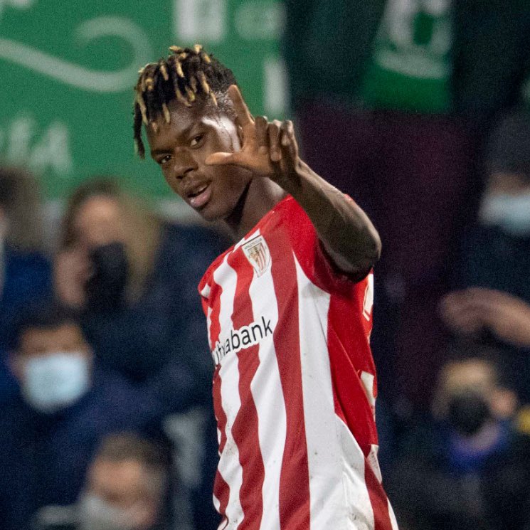 LOS NICOS ❤️❤️❤️
PURO LEZAMA