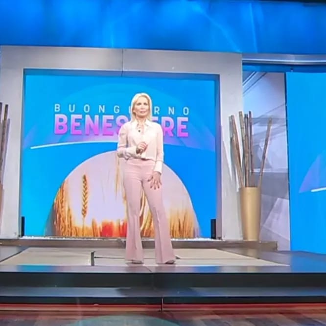 Volevo ringraziare il 1.200.000 telespettatori, che anche ieri ci hanno seguito, eravate veramente tanti...❤❤❤