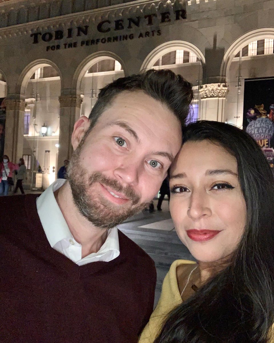 Happy anniversary to us! 123💜

What’s your secret to a happy relationship?