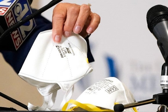 "Plan for free N95 masks could save domestic mask makers — or kill them" (<a href="/TheHillOpinion/">TheHillOpinion</a>) hill.cm/B6FOszW