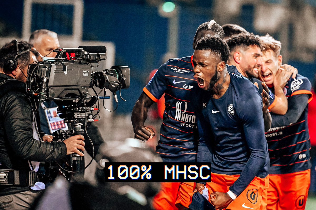 CETTE PHOTO EST FOLLE 💙🧡

MERCI LES GARS ! 💯 #TeamMHSC #MHSCASM  @SMavididi9 @MontpellierHSC