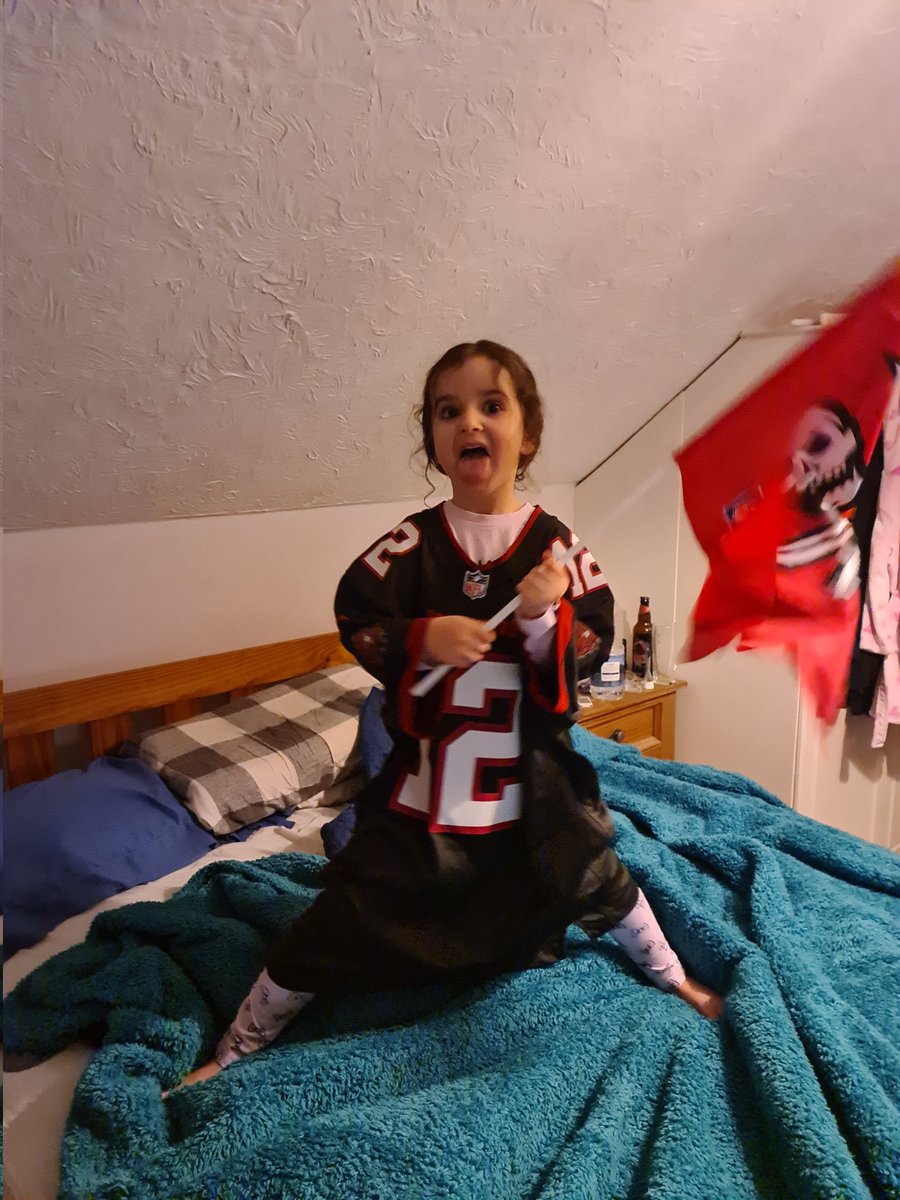 We are ready for game day here in Bournemouth, England. Although my 4 year old will probably be in bed before the game ends 😂 <a href="/Buccaneers/">Tampa Bay Buccaneers</a> <a href="/BucsUK/">Bucs UK</a> <a href="/TomBrady/">Tom Brady</a> #LFG #Bucs #FireTheCannons