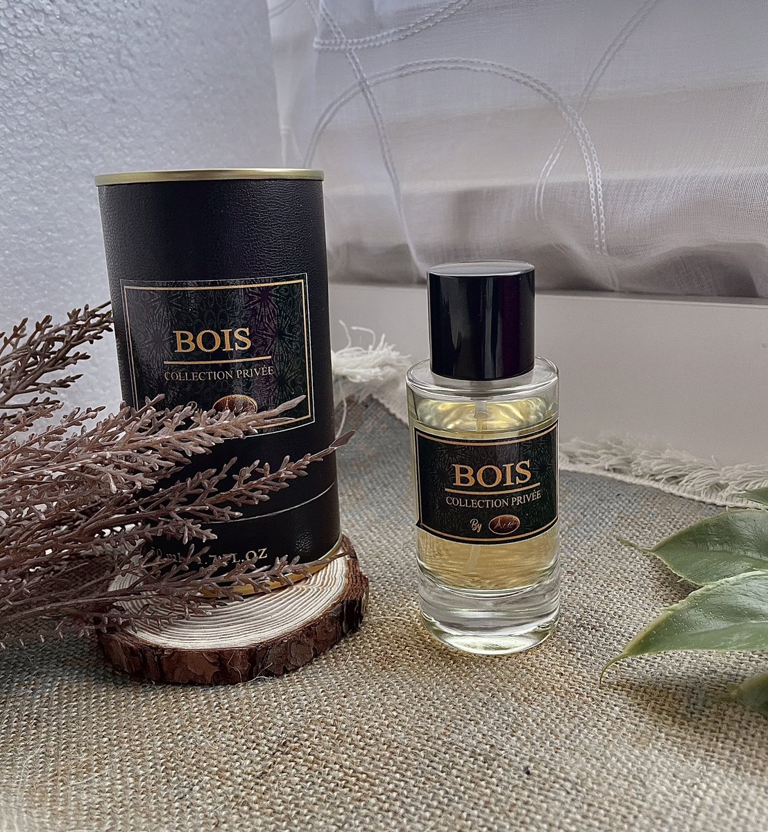 raysparfums's tweet photo. B O I S D’ A R G E N T
Dupe du Bois d’Argent de DIOR ✨
Une imitation parfaite qui en a fait une victime d’un sucée sans précédent.
#boisdargent #dupededior #collectionprivee #parfumluxe https://t.co/6R8FyadDbO