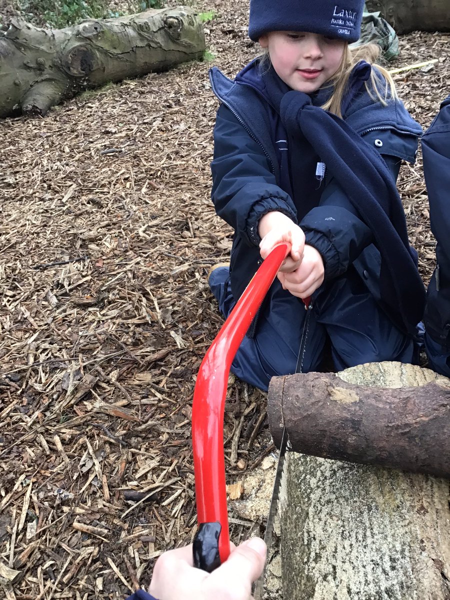 LaxtonJunior's tweet photo. #LJSReception made more bird pizzas to keep the winter birds happy in our Woodland Garden. We’ve spotted sparrows, blackbirds, blue tits and a pair of robins over the past couple of weeks. We hope they like our treats! #care @RSPBEngland #WeAreLJS https://t.co/e9lkbls5O0