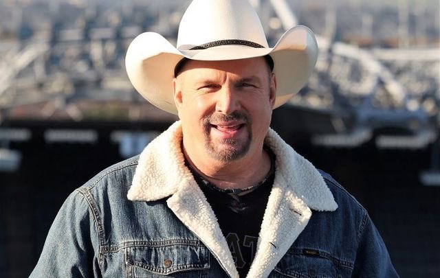 Happy 60th birthday Garth Brooks  We ll party in Dublin in September!   