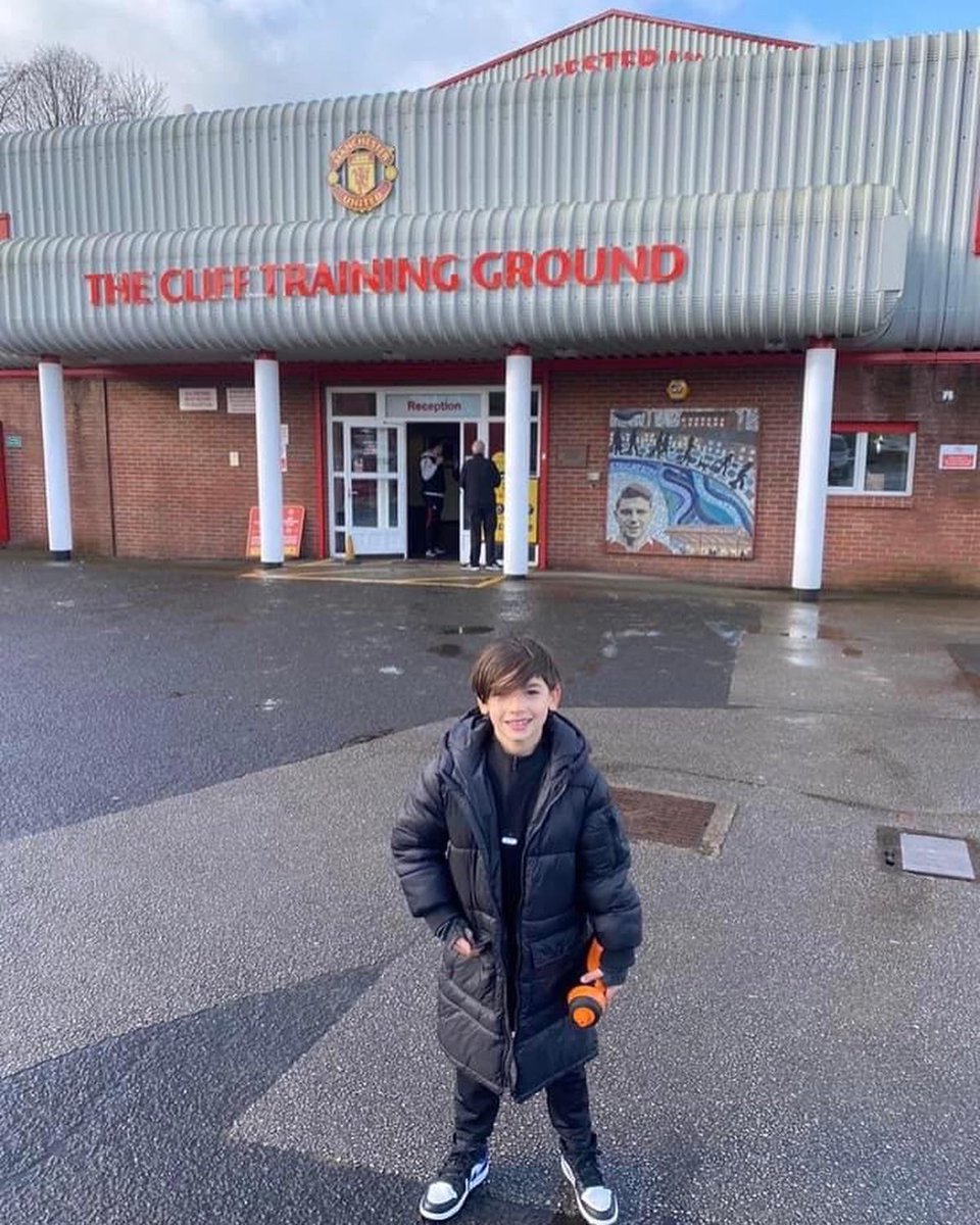 CoacheePlay's tweet photo. One of those that were invited to Pre Development Centres was Grayson White, who is also a regular with us on Saturday mornings

Grayson made his debut for Crystal Palace u7s yesterday against Man Utd, scoring &amp; assisting 2 goals. What a day for him &amp; his family

We are so proud! https://t.co/AzMQ73pDYy