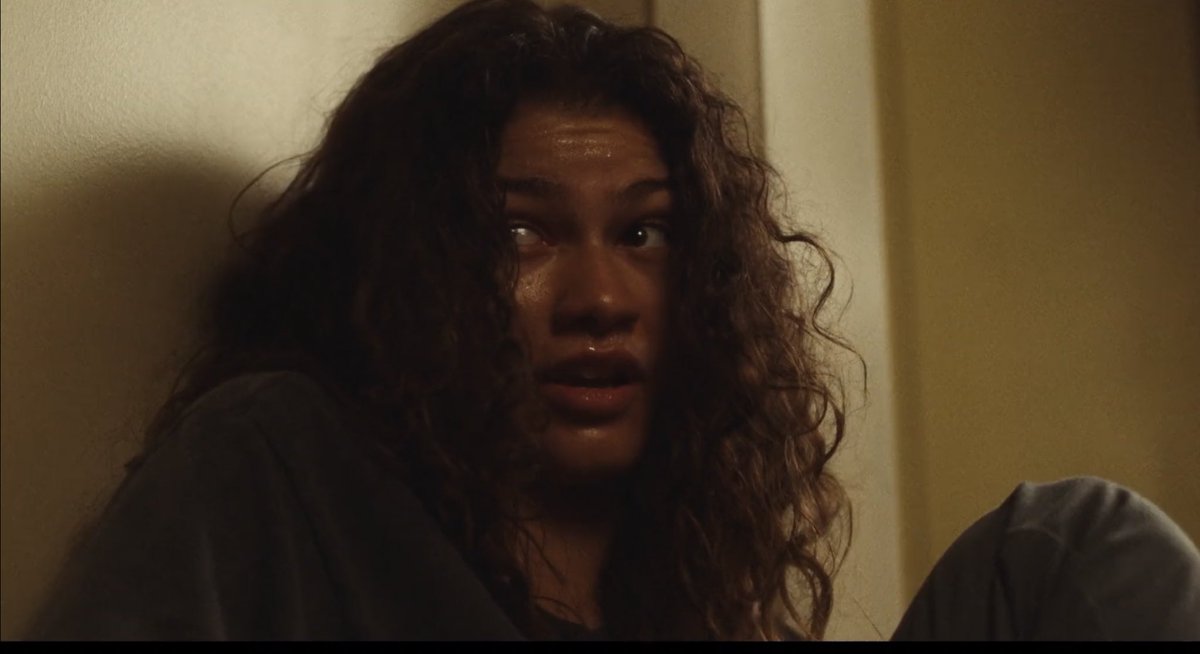 sharmstyles's tweet photo. appena finito di vedere l’episodio e ho avuto i brividi tutto il tempo, date a zendaya l’emmy che si merita #Euphoria https://t.co/TngxSp1z7m