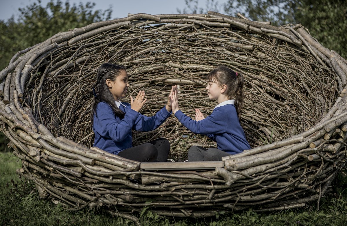 WWTSlimbridge's tweet image. #MySlimbridge is educational 🌿

Slimbridge learning team @WWT_Learning_SL are delighted to have received an award for Outstanding Outdoor Learning @CLOtC 🏆

Find out more here: ow.ly/QveA50HLrWH

#MondayMotivation
