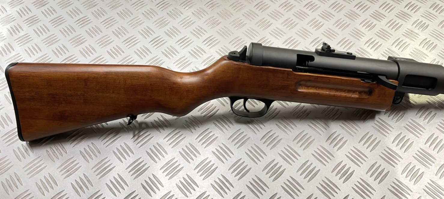 キンワ株式会社 ー再入荷案内ー Arrow Dynamic社製 ベルグマン Mp18 電動ガン 入荷 第一次世界大戦末期にドイツ帝国で開発され 短機関銃 という新たなジャンルを確立した ベルグマン Mp18 を再現 金属製レシーバーと木製ストックが実銃さながらの