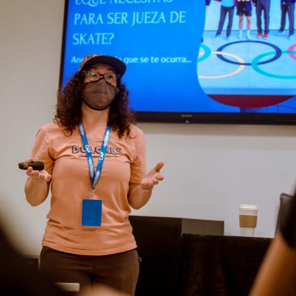 asiplanchaba's tweet photo. Esta semana tuvimos el privilegio de participar en el primer curso de tecnificación para mujeres en Argentina. Compartimos los principios para juzgar el Skateboarding para 20 mujeres poderosas que influyen en sus comunidades locales de 🛹🇦🇷 https://t.co/rvRUeURCwf