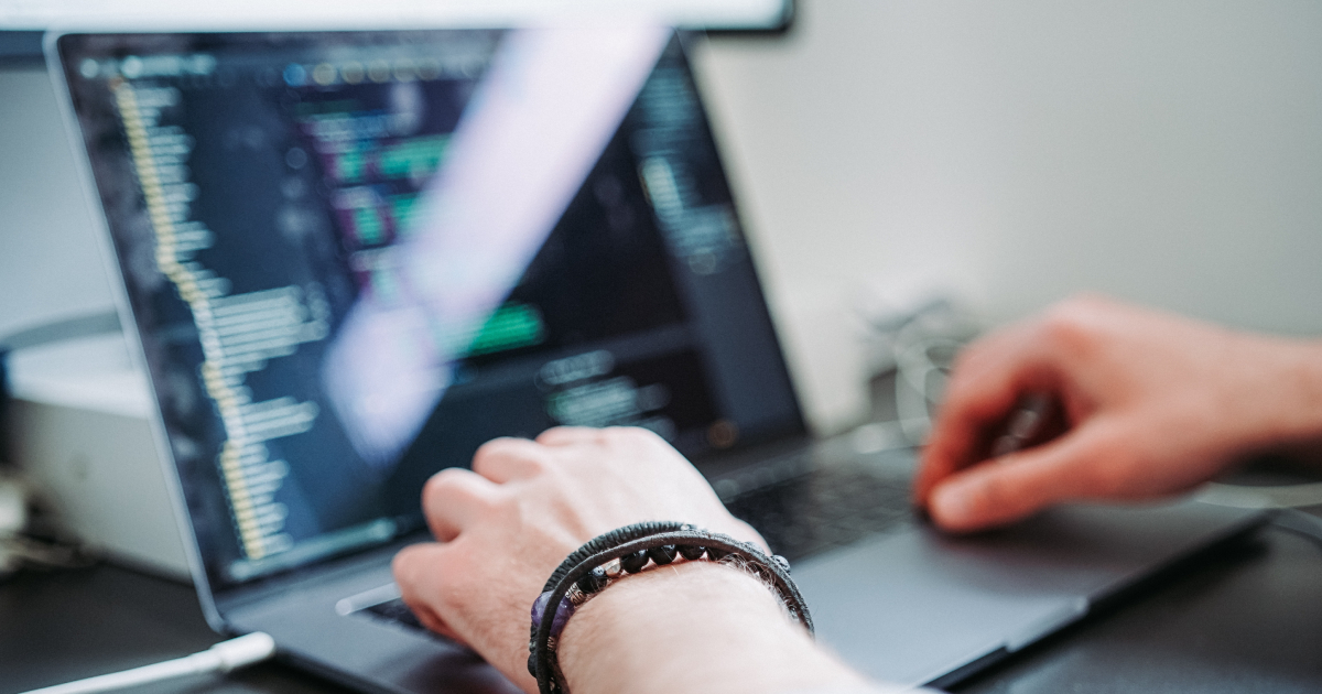 artisan_devops's tweet image. We bet on practice, not theory. Learn the best way! Sign up for our hands-on courses! hubs.li/Q0132_SN0 #DevOps #DevOpsEngineer #DevOpsArtisan #MorePracticeLessTheory #Automation