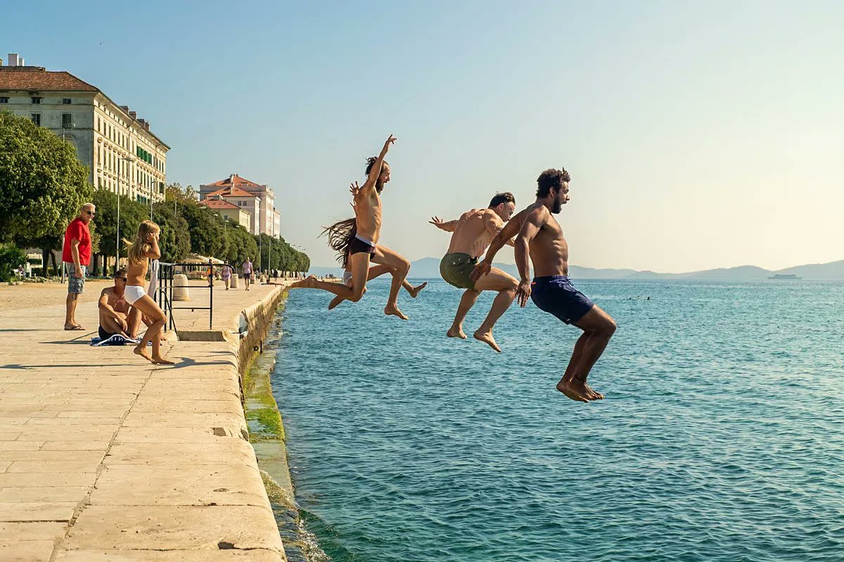 Adriatic_Home's tweet photo. #Croatia simply dazzles with its stunning walk cities, delicious local cuisine and extraordinarily beautiful coastline https://t.co/vODAdV6OuJ https://t.co/FUy6lwJnMo