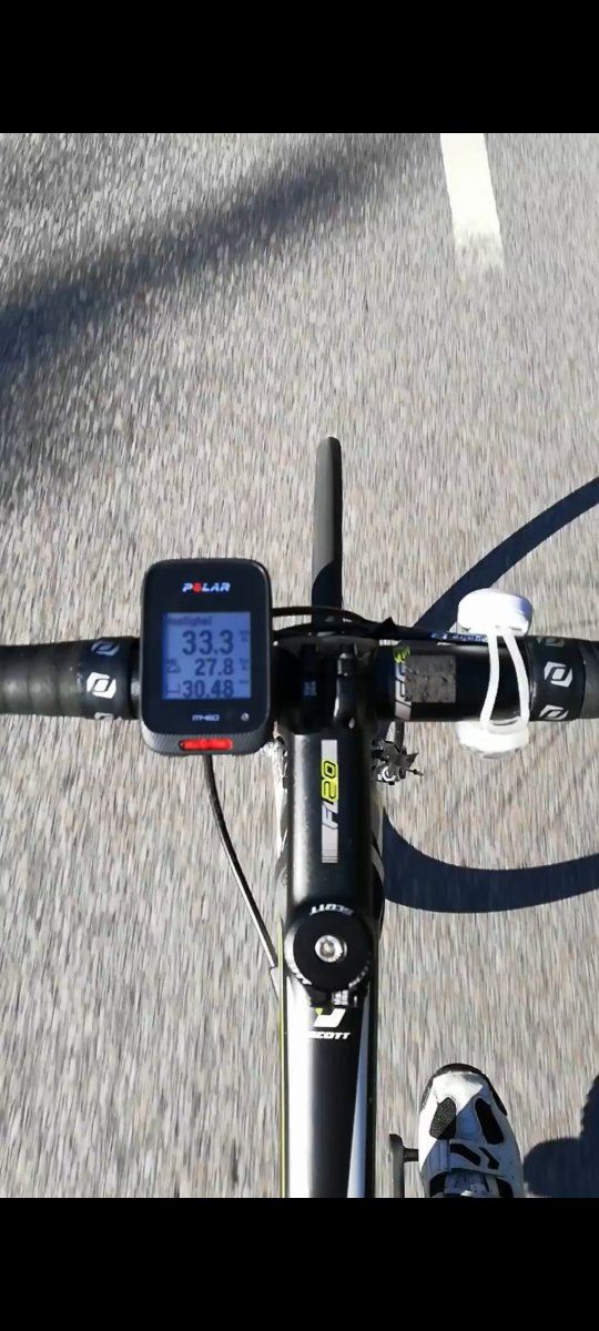 majorov3's tweet photo. During my career I tried a lot of workouts to enhance my performance on the ice. 
I never stopped to work out, but I still miss that time. 
#leadclimb #running #roadbike https://t.co/jzEAw4Q2yU