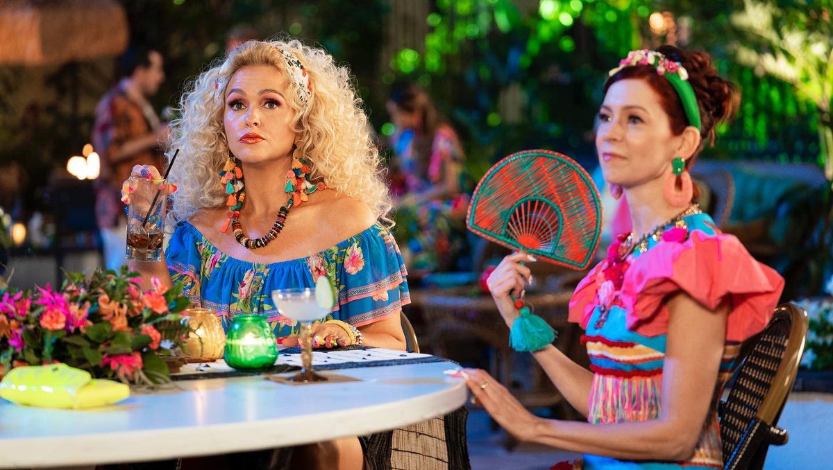 LowBudgetLaughs's tweet image. And that’s a wrap. We out! Thanks 4 all the social media love tonight! #ClawsTNT #Claws #ClawsFinale #ClawsUp #ClawsOut