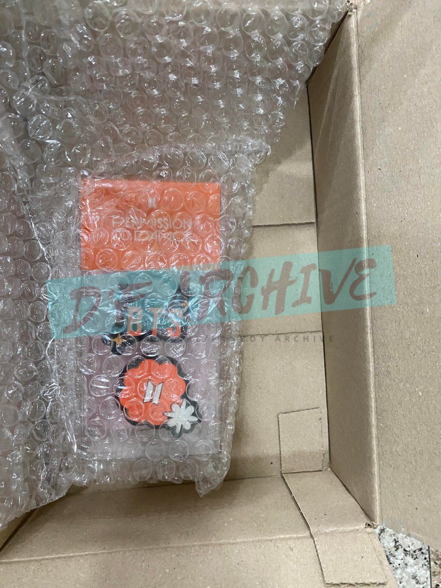 dfarchive's tweet photo. #dfarchive_update
📍KR Address
-Permission to Dance MD 2nd PO
📦ETA : Batch 11 (please check our cover photos for our batch shipping shedule). TYSM💜 https://t.co/9u1aYr4Qa8