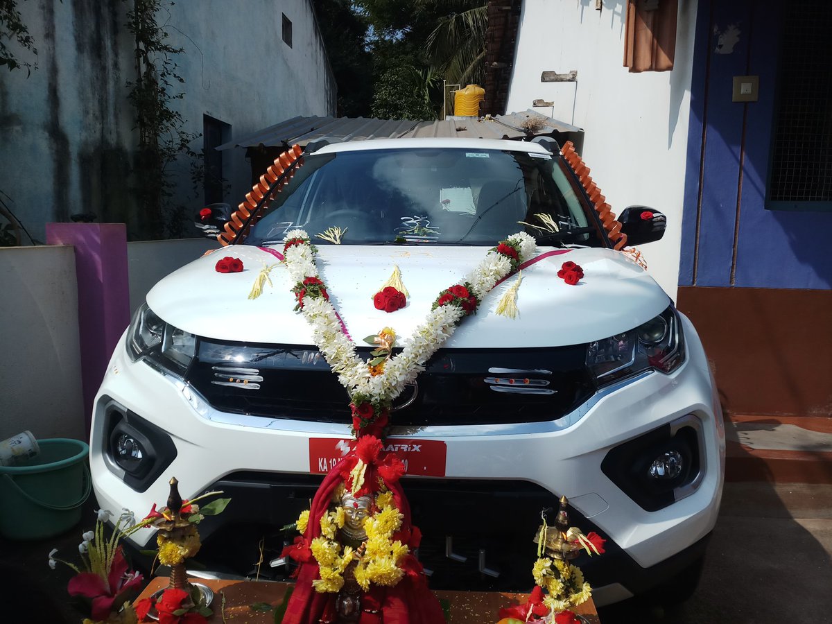 SiddeshaGR's tweet photo. Glad that I bought Tata Nexon last month and not #Hyunadi.
 #TataMotors 
#BYCOTTHYUNDAI https://t.co/kRjDbUQY4O