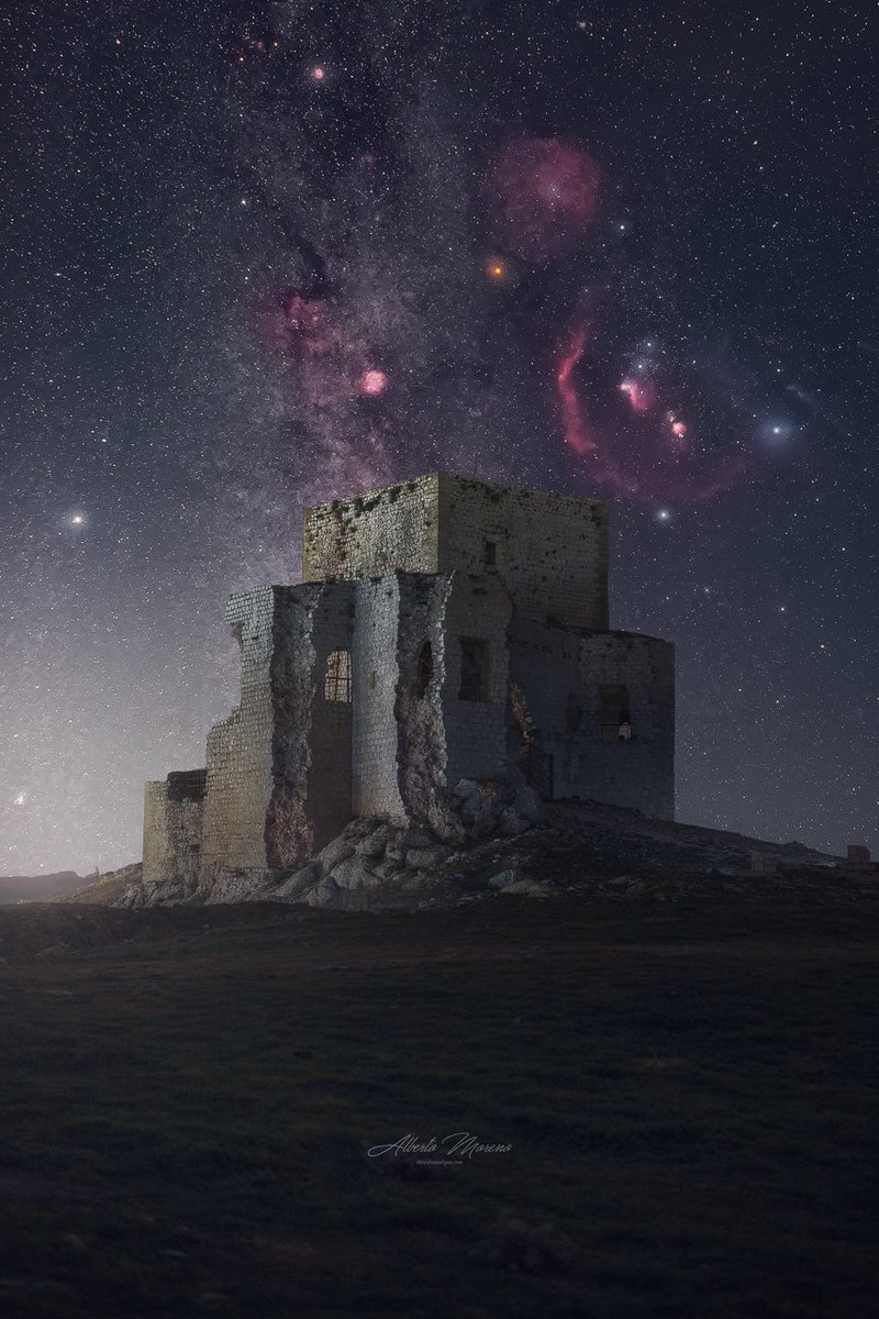 Un mundo por explorar a través de mi cámara, un mundo sorprendente para muchos… tengo que dar las gracias a todo el equipo de <a href="/ConoceTeba/">#ConoceTeba</a> por la amabilidad y dedicación que han demostrado para que pueda sacar esta fotografía nocturna. Buen lunes a todos #nightshot #photography