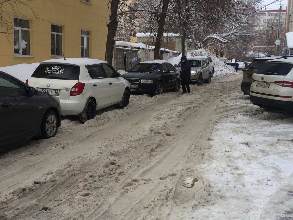 <a href="/MP_Blago63/">МП Благоустройство</a> <a href="/DepGorHozSamara/">Департамент ГХиЭ</a> 
Прошу повторить после снегопада расчистку парковочных мест у дома по ул. Арцыбушевская, 40.
Спасибо!
<a href="/adm_Len/">Администрация Ленинского внутригородского района</a> 
<a href="/EBondarenko3/">Елена Бондаренко</a>