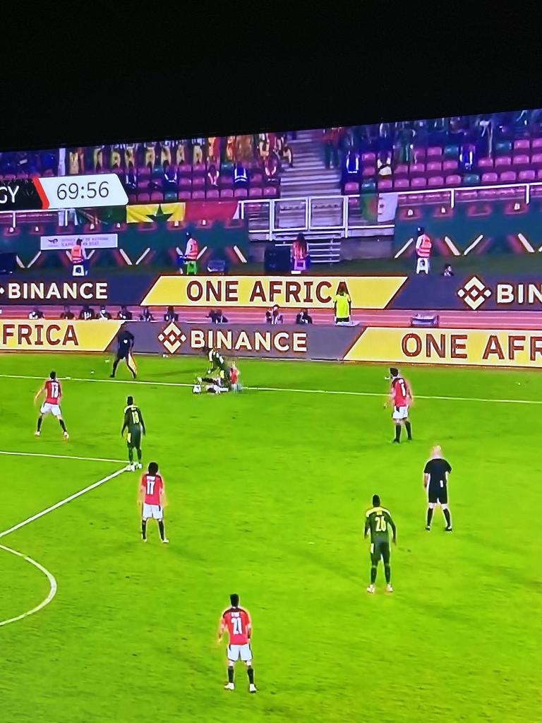 MorolakeAjoke's tweet photo. #WhoIsBinance is trending! Why?

@BinanceAfrica announced a deal with #AFCON2022 2 bcom d official &amp; exclusive Crypto &amp; Blockchain sponsor 4 dis year tournament,in Cameroon
#Binance did $50,000 Giveaway+Free tickets 2 d finals &amp; also to whoever could predict d score for d match https://t.co/JWfWpjkZu5