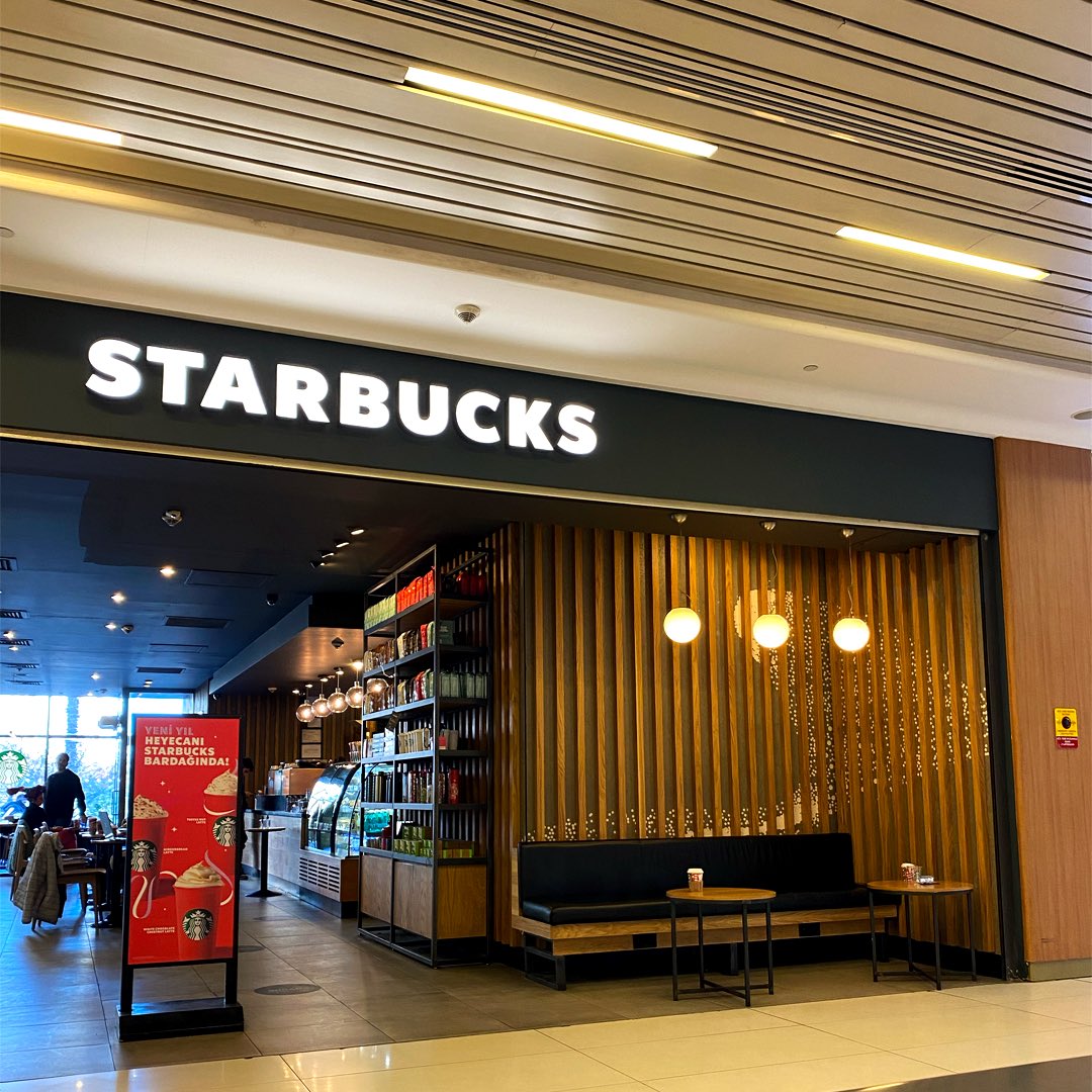 APlusAtakoy's tweet photo. Haftaya kahvesiz başlayamam diyenler, kahveniz A Plus @StarbucksTR'de sizi bekliyor! ☕
#aplus #aplusavm #istanbul #yemek #kahve #artısıvar #Starbucks https://t.co/esaYAXVQqw