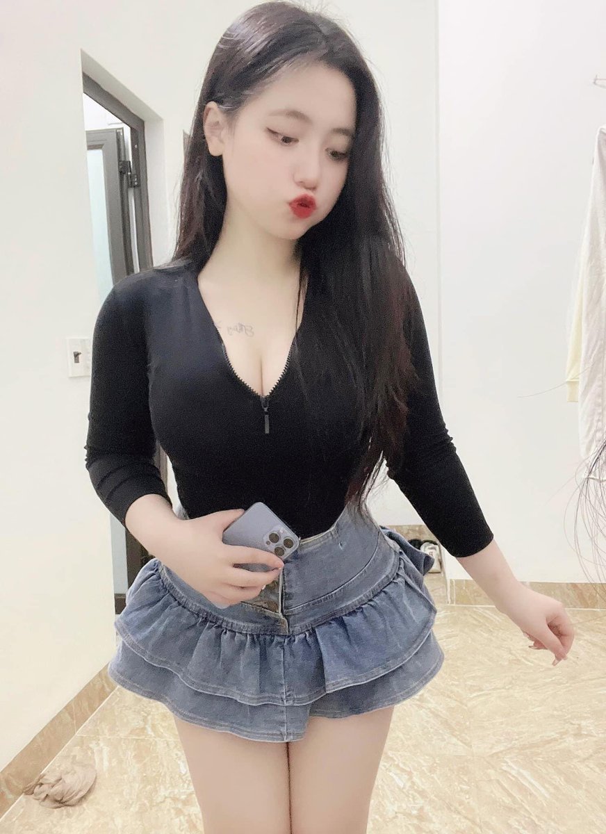 Thủy Tiên tweet media