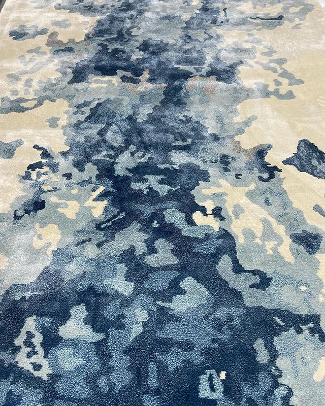 📷 The luxurious look and feel of NuSilk™ is impossible to hide, but this custom camouflage-style rug makes an admirable attempt. 

💖 Love the look of this design? Here’s the details…

Carpet: 100% hand-tufted NuSilk™
Colour: Nine custom colours
Design: Watersplash