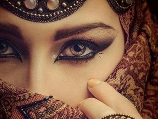 лица восточных красавиц. арабский макияж. восточные девушки. восточная красавица. восточные красотки.