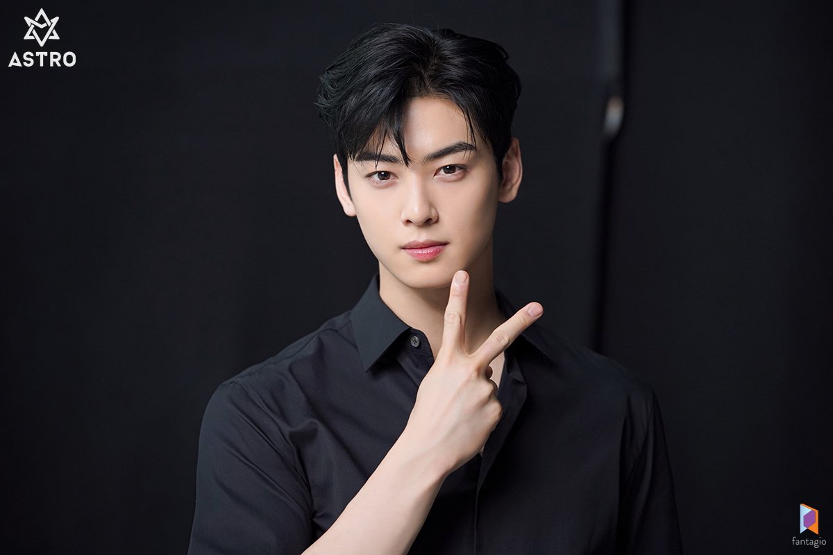 tu_ta_tomtam's tweet photo. @kerowonderlands ⭐❤ #Chaeunwoo #CEWBox https://t.co/A8mZVFrOBj