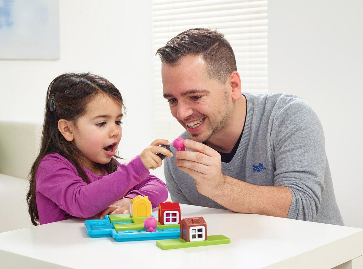 🧩🎲♟ Galda spēļu spēlēšana ir lielisks veids, kā visai ģimenei pavadīt laiku kopā. 
Sadarbībā ar <a href="/BrainGamesRiga/">Brain Games</a> esam apkopojuši populāras un aizraujošas spēles lieliem un maziem galda spēļu cienītājiem: ej.uz/dkst

#GodaĢimenesApliecība #GodaĢimenesKarte