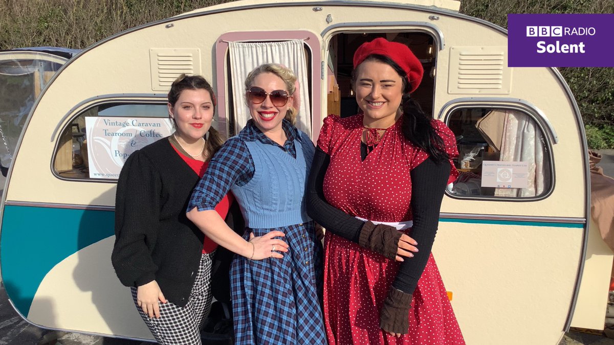 Queenie's Travelling Teapot at Salterns Beach, Hillhead #CluedUpSolent.

Great start from <a href="/SBamborough/">Suzanne Bamborough</a> our roving reporter!