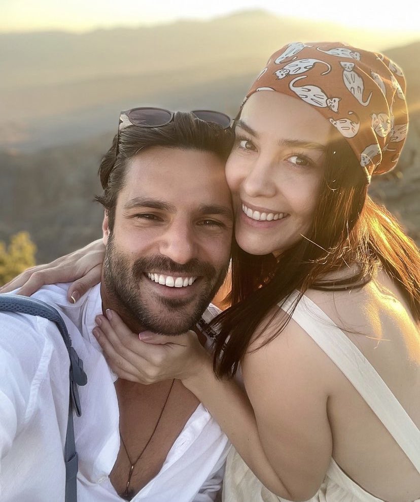 beklenenkral's tweet photo. "Senin bana nasip olman, şahsi hayatımın en değer biçilmez talihidir."
:) #ÖzSer https://t.co/3j5A9TvrAD