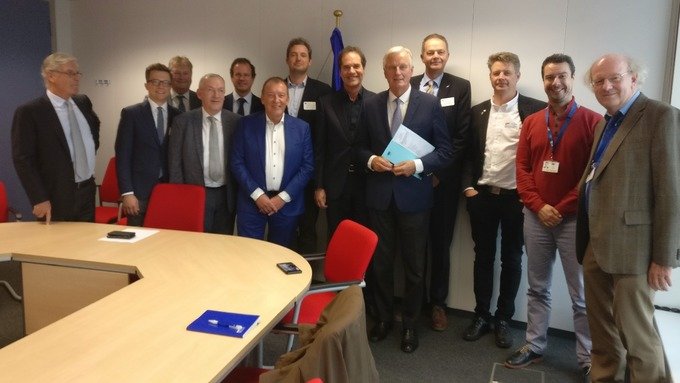 Seasaver's tweet photo. Margiris owner Parlevliet van der Plas illegal fishing -
Fined €595,000 by France
Fined €105,000 by Ireland
Friends in high places
Chancellor Angela Merkel christening P&P supertrawler
Diek Parlevliet with Michel Barnier
Also 👉 https://t.co/0lqaWsN2w6
#IUU #Fishrot https://t.co/8mGsTi3kEr