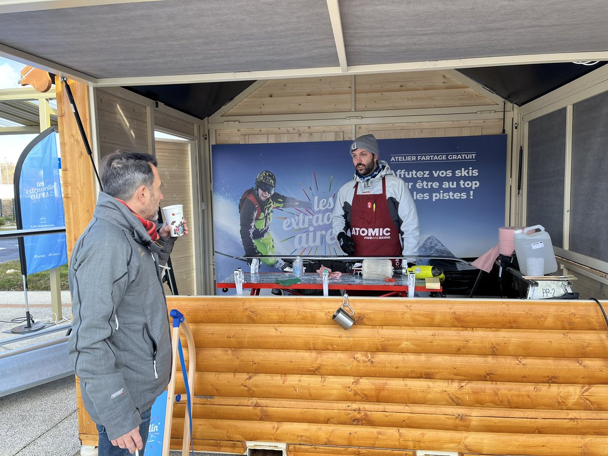 LassagneSandra's tweet photo. C’est fun et fart sur le village Extraordin’aires de l’aire de l’Isle d’Abeau 🥳 rendez-vous jusqu’à 15h30 ! https://t.co/JnHzOtN5ZQ