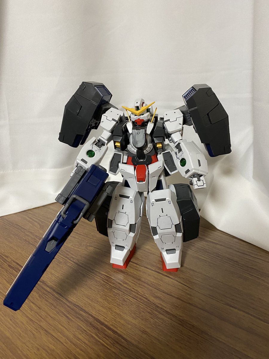 KarumaKamui's tweet photo. ヴァーチェ完成墨入れだけ
#OOガンダム　#ガンプラ　#ガンダム https://t.co/R0BuiMNP3l