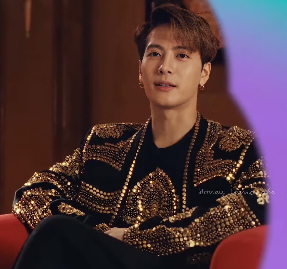 ranxback's tweet photo. Yixing                            Jackson https://t.co/bttzgxzQ4U