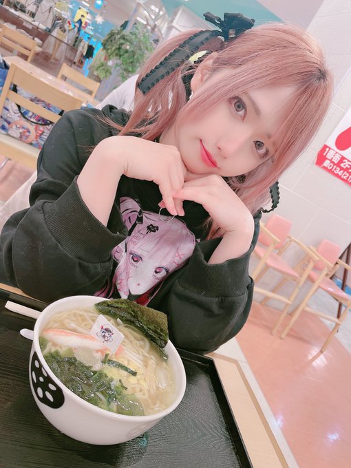 Twitterのコスプレ画像8