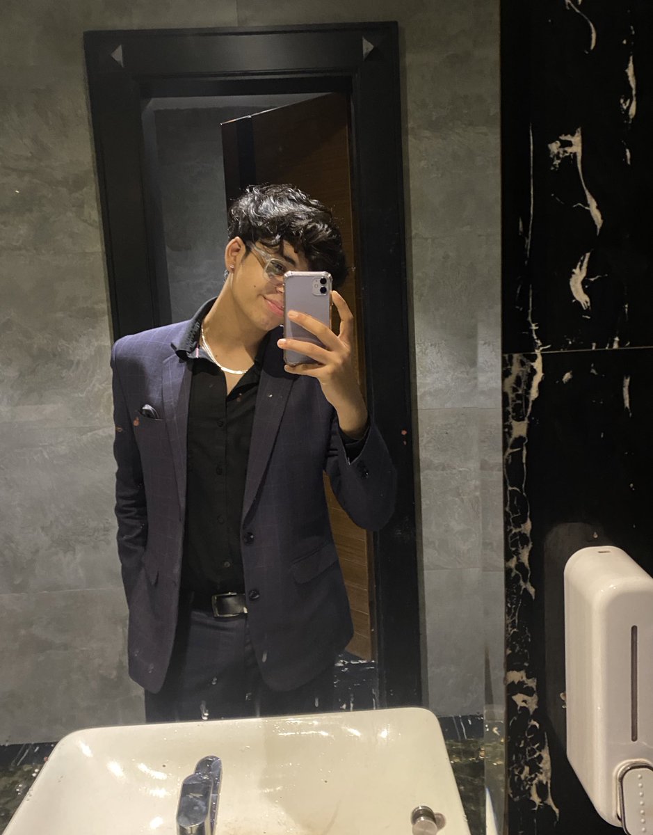 Aayush tweet media
