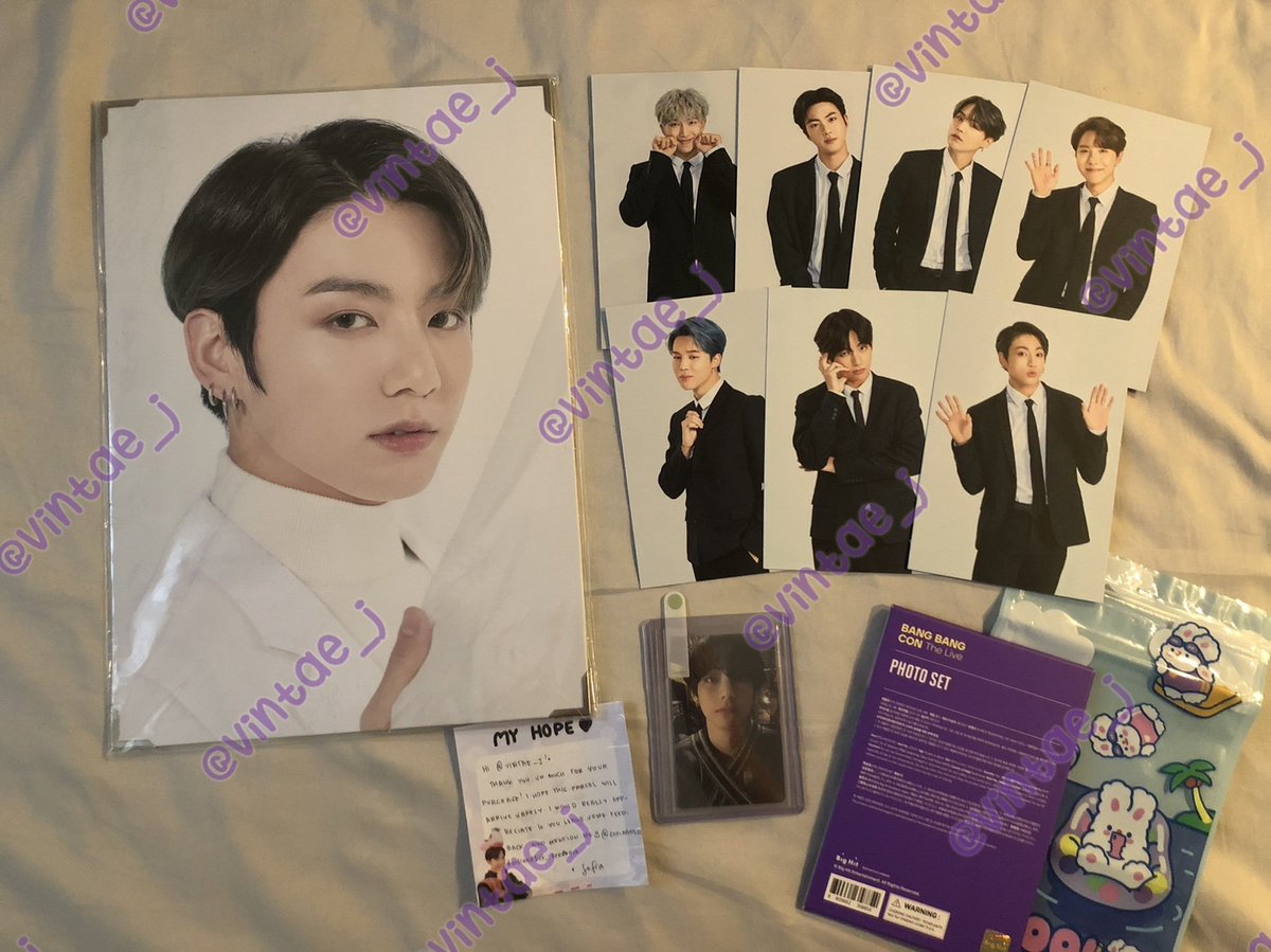 vintae_j's tweet photo. Thank you so much @sofiaad1st for the smooth & fast transaction and for packing these safely 💜
#sofiaad1st_feedback https://t.co/LiI8BEWmK6