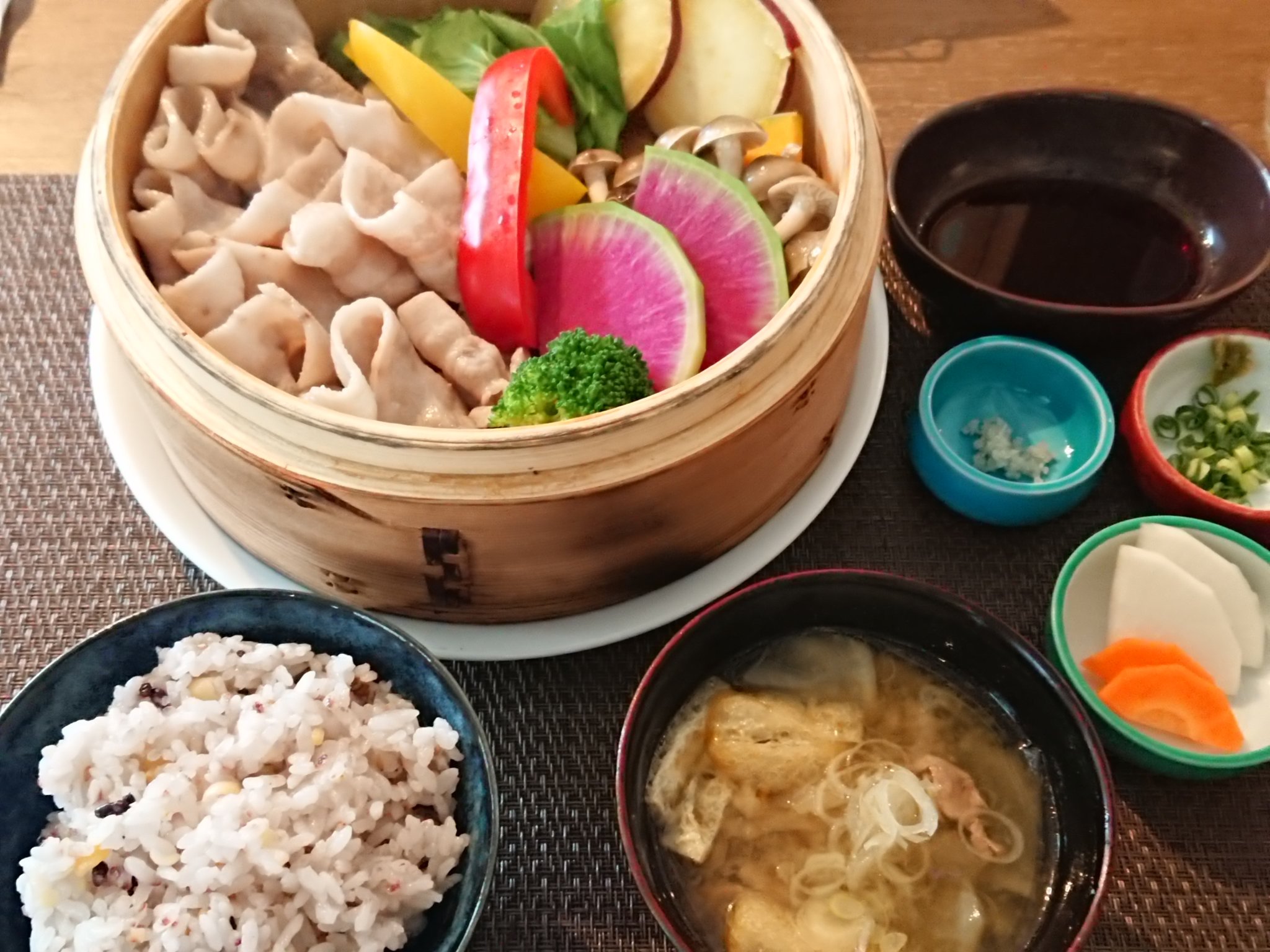 Jun01ogawa 今日は久しぶりにeggs上野桜木cafe Salonでランチ 美味しいランチと落着く空間でとてもリラックスできました Eggs上野桜木cafe Salon T Co 7qtwn6e3v6 T Co Bfkbccuwrw Twitter