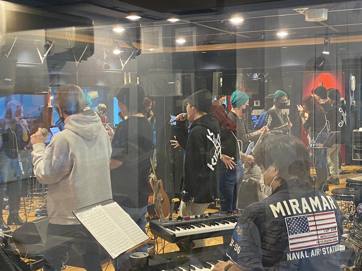 LaseedOfficial's tweet photo. 明日楽しみましょう！

LASEED presents 『To the World』
2022年2月6日(日) 
1部 開場 12時30分 / 開演 13時00分 
2部 開場 16時00分 / 開演 16時30分 
会場：東京・青山RizM
■購入ページURL
前売 4,000円（別途ドリンク代）

https://t.co/nFp6qJBS2W

コラボもあり😏 https://t.co/TFc8vaKaNU